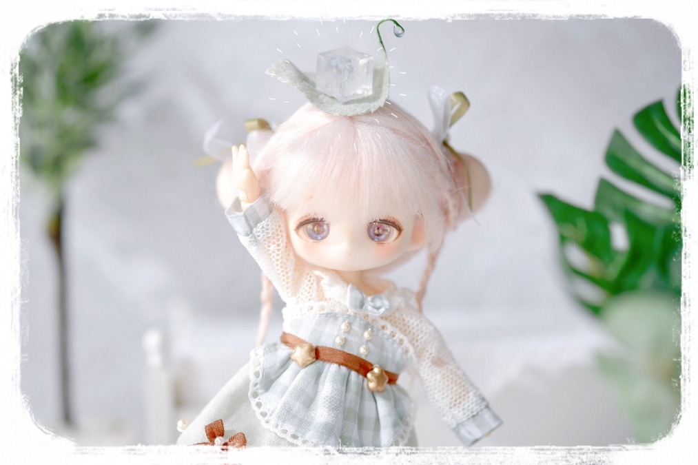 プリンヘッドの女の子