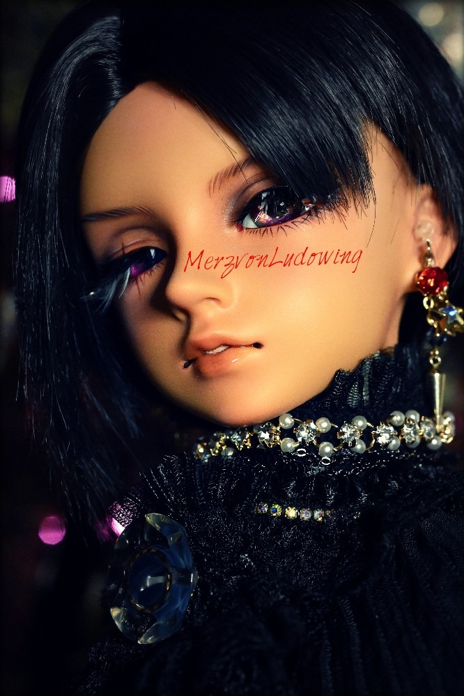 ニト・カルーセル・ロイド:アベリア