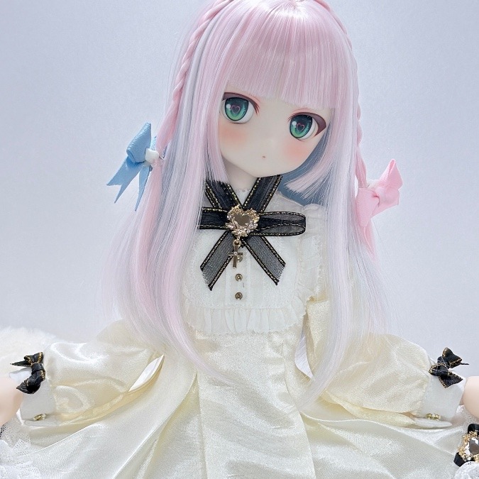 茉白   (ましろ)